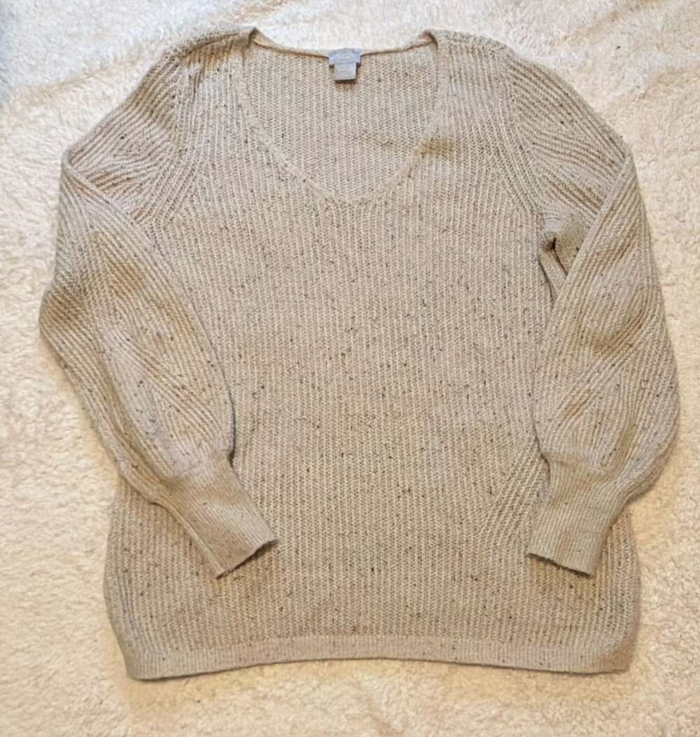 Chico's Women's V-Neck Speckled Knit Pullover Sweater Oatmeal Size 1 (US M)